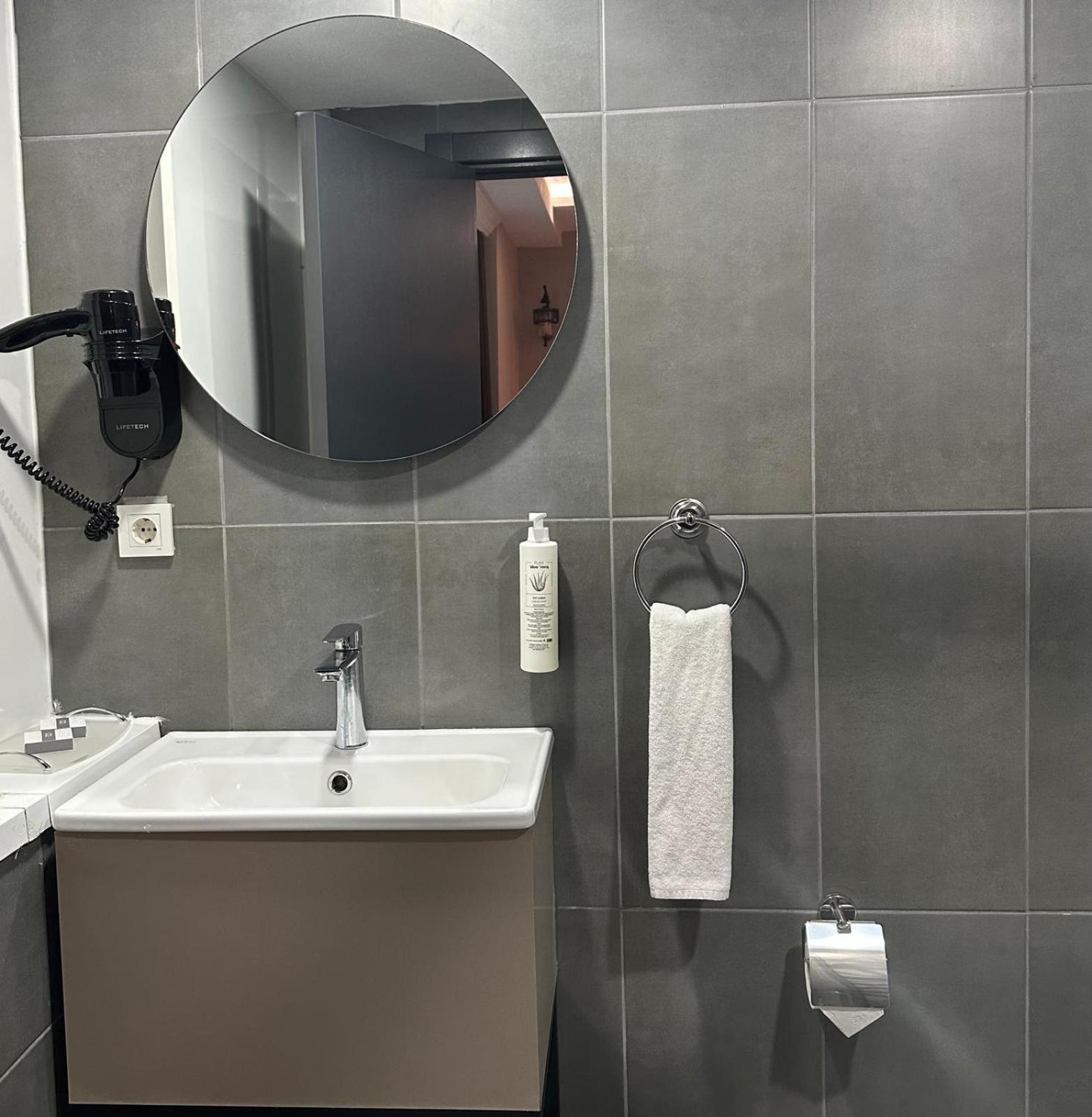Monezza Hotel Maltepe اسطنبول المظهر الخارجي الصورة